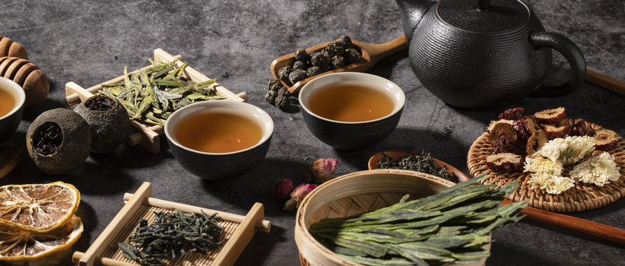 普洱属于什么茶类？普洱茶生茶和熟茶哪个好