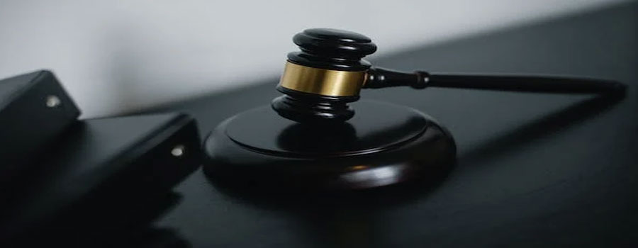 车祸起诉费用由谁承担律师费
